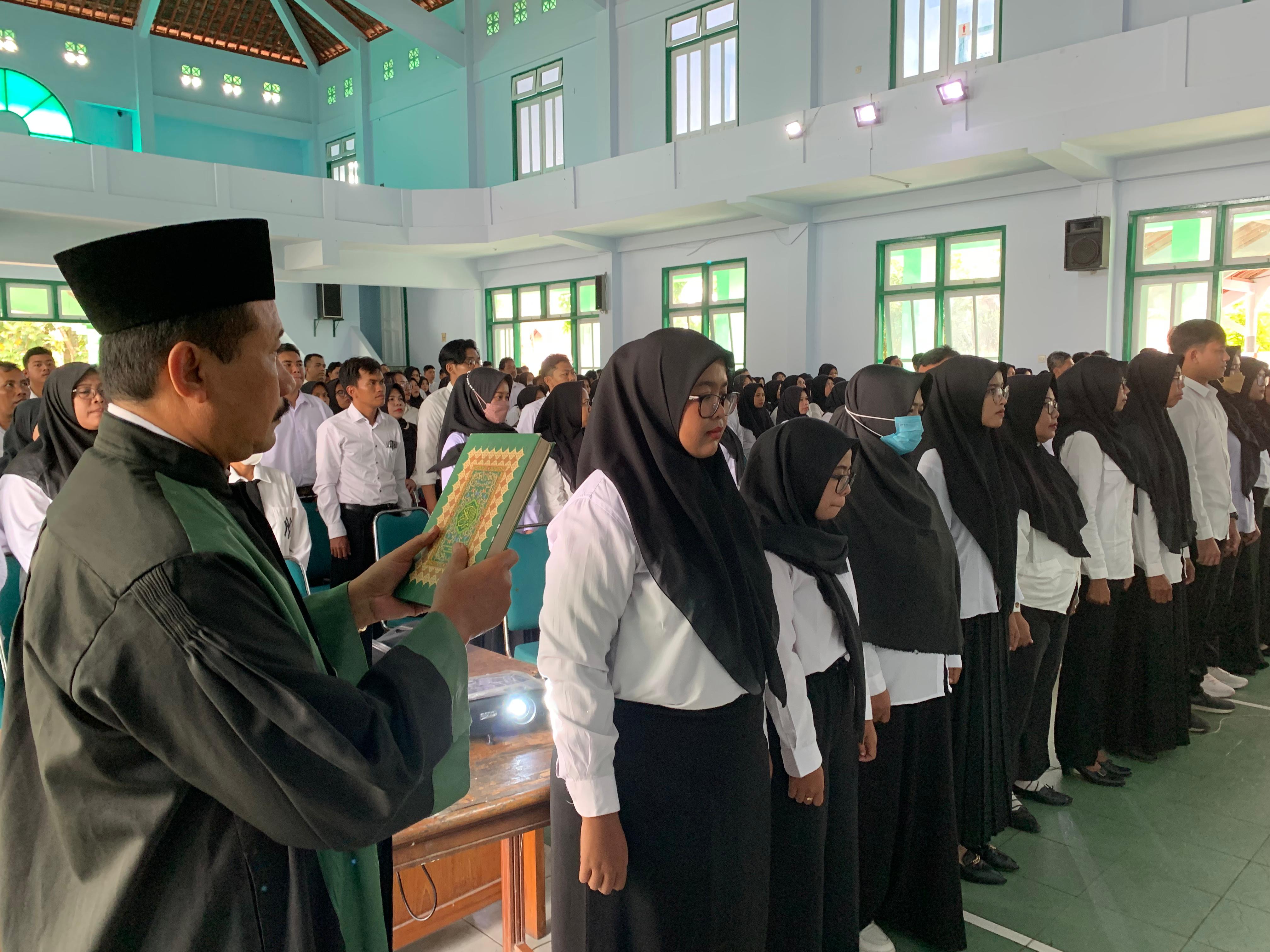 Pelantikan pengawas TPS di Kecamatan Blora