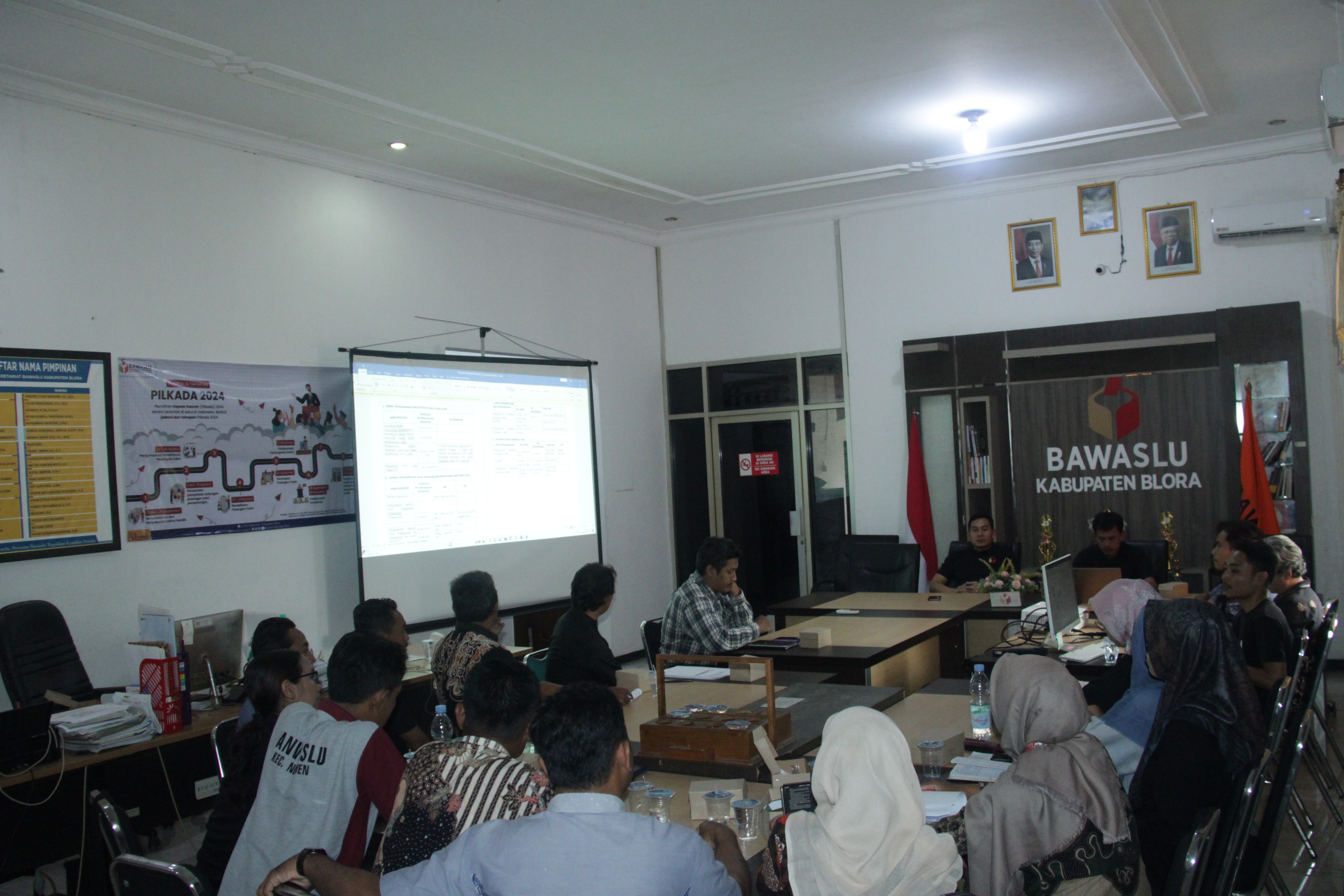 Rapat persiapan uji fakta