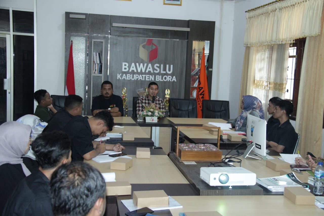Bawaslu Bekali Staf Panwaslu Kecamatan Mekanisme Penanganan Pelanggaran