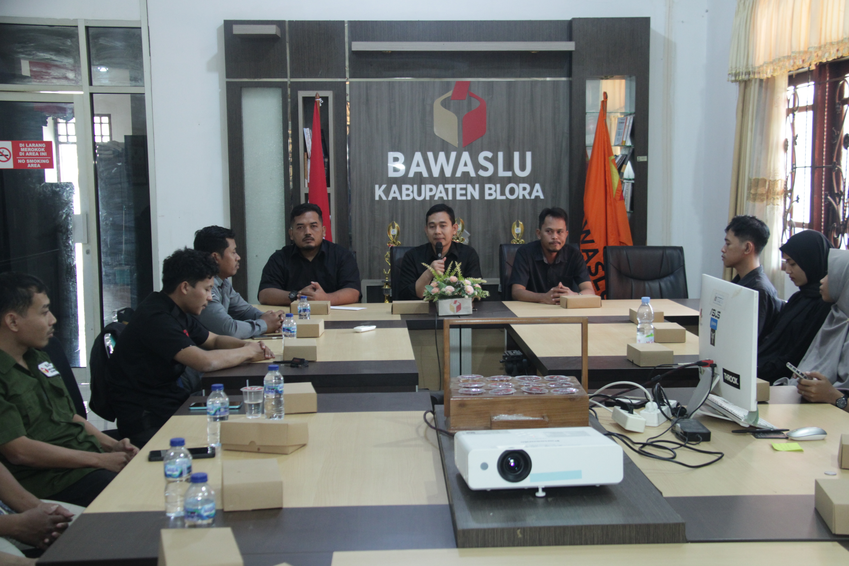Bawaslu Blora Siap Awasi Pendaftaran Pasangan Calon Bupati dan Wakil Bupati Blora dalam Pemilihan 2024