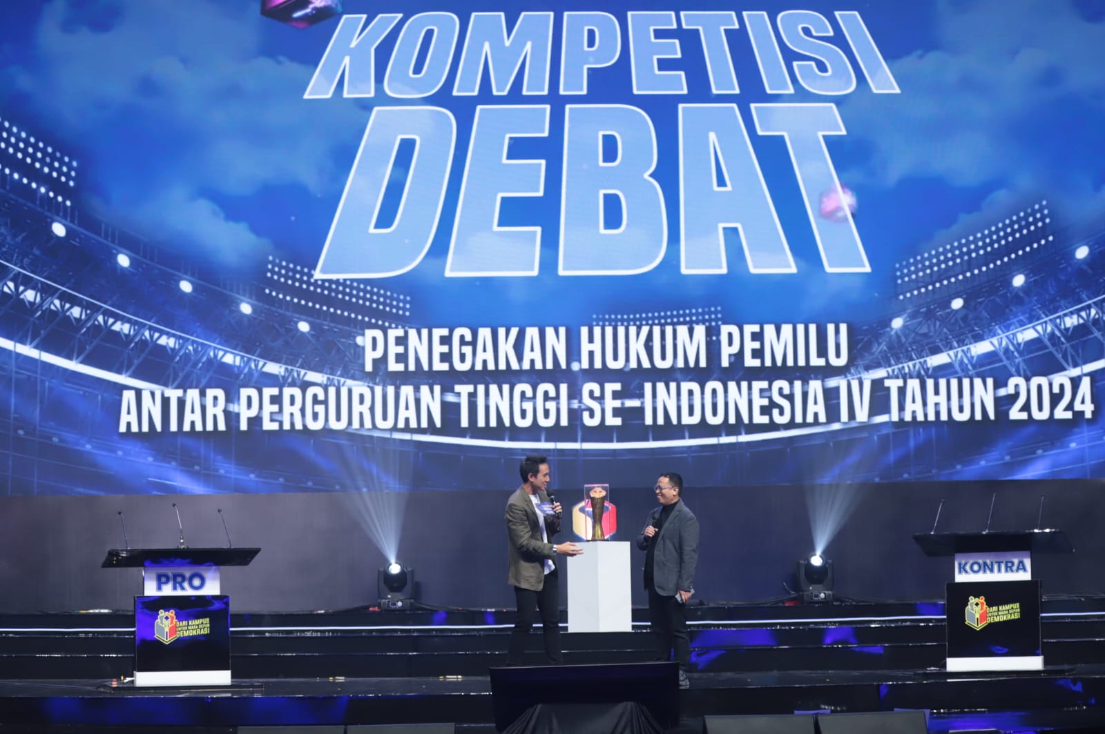 Wadah Generasi Muda Perkuat Demokrasi, Bawaslu Selenggarakan Kompetisi Debat Penegakan Hukum V