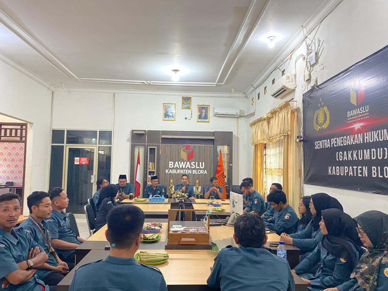 Bawaslu Blora Tekankan Disiplin dalam Pelaksanaan Tugas Selama WFA