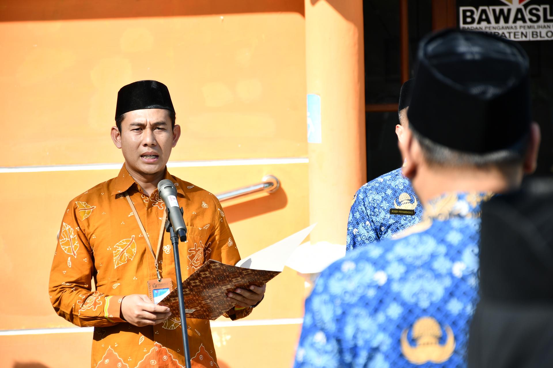 Peringati Hari Lahir Pancasila 2026: Ketua Bawaslu Blora Ingatkan Jajarannya Jadikan Pancasila "Jangkar Moral"