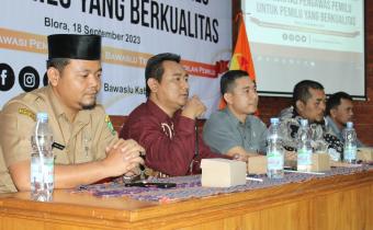 Konsolidasi Dengan Panwaslu Kecamatan, Bawaslu Blora Tekankan Integritas Pengawas