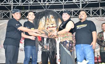 Sosialisasi Pengawasan Partisipatif Berbasis Budaya, Bawaslu Blora Hadirkan Seni Barongan