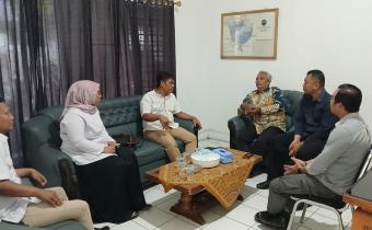 Bawaslu Blora Koordinasi dengan KPU Terkait Pengawasan Pemutakhiran Data Partai Politik melalui SIPOL