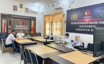 Evaluasi Kehumasan Semester I, Bawaslu Blora Raih Kategori Poster terbaik