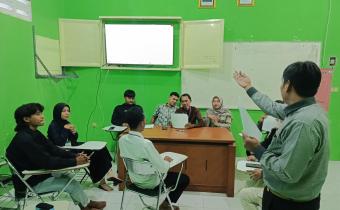 Bawaslu Blora Simulasikan Penyelesaian Sengketa Antar Peserta Pemilu, Mahasiswa Belajar Jadi Mediator